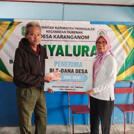 Pemerintah Desa Karanganom salurkan Bantuan Langsung Tunai periode bulan Juni 2025 