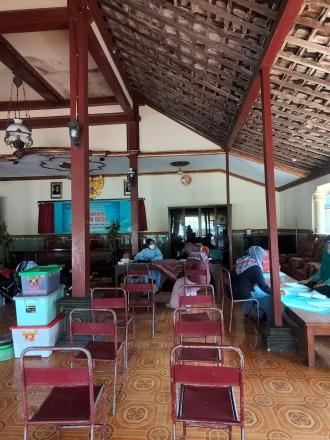 Kegiatan Donor Darah bulan April Desa Karanganom